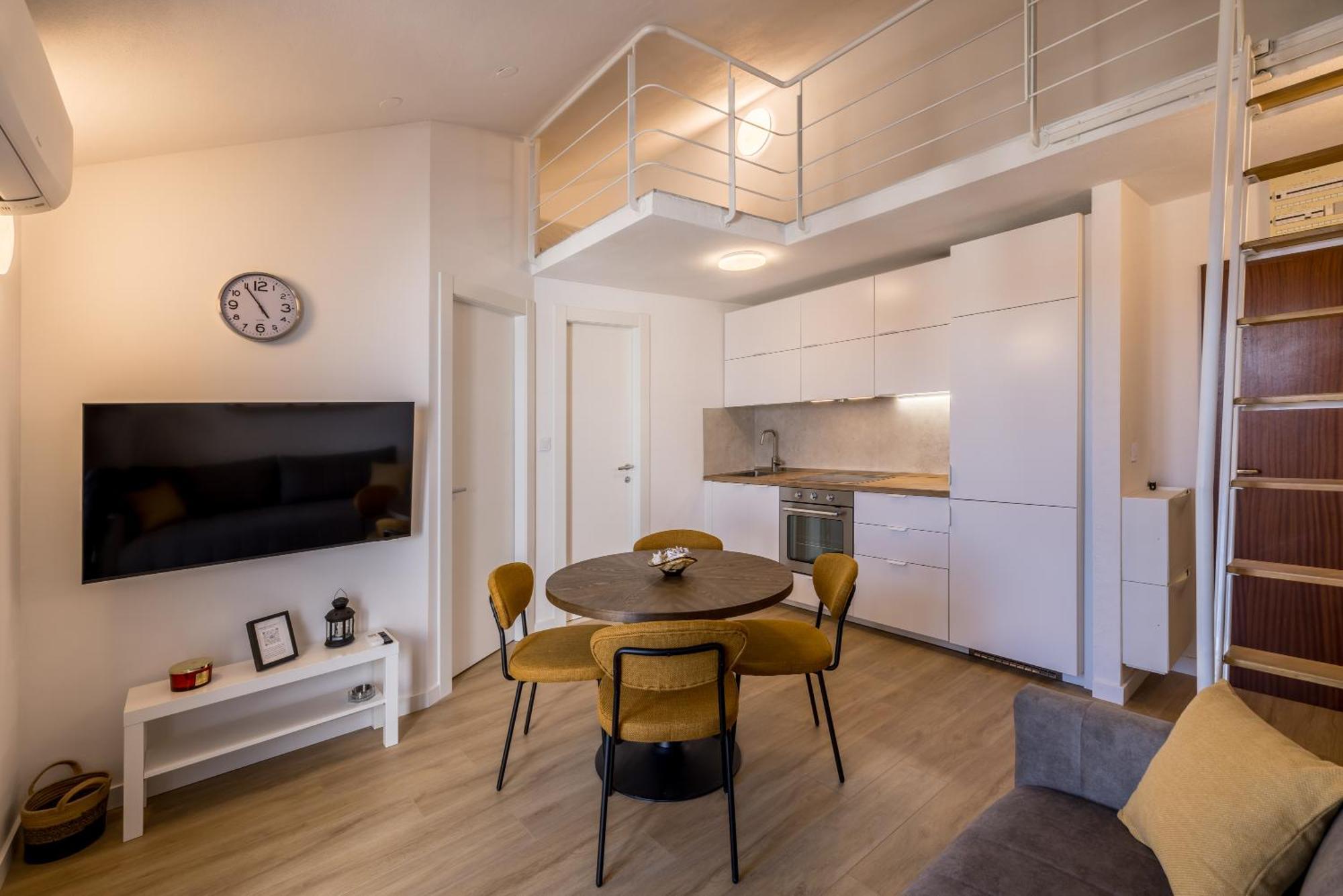 Bolotel Family & Studio Stay Ngoại thất bức ảnh